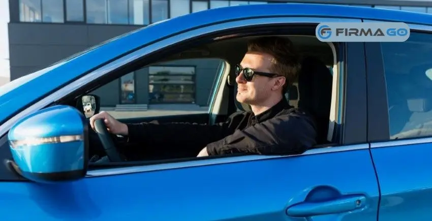 JAK PRACOWAĆ W SAMOCHODZIE?